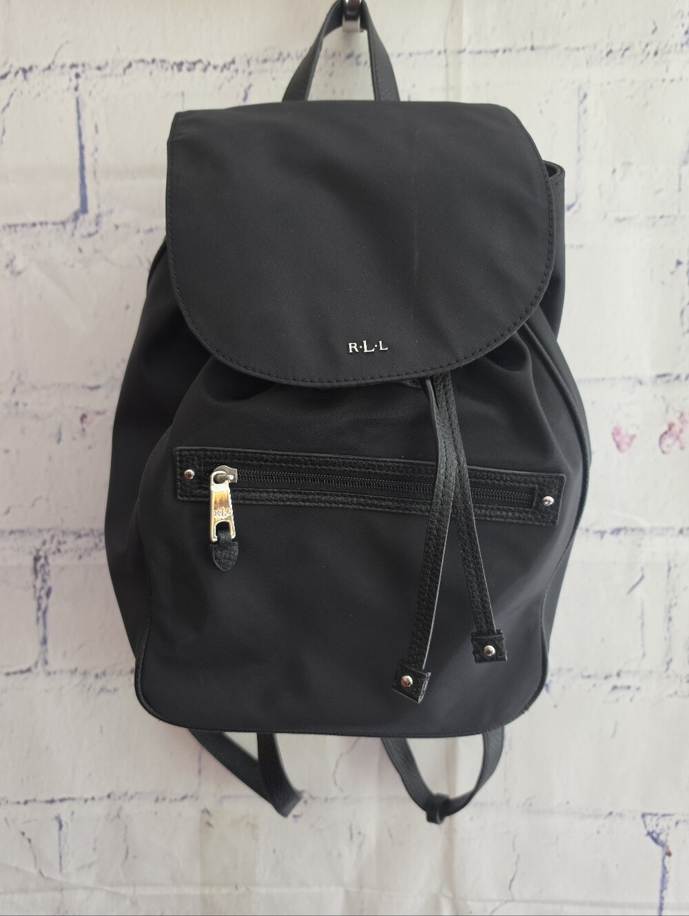 RLL Ralph Lauren Black Nylon Drawstring Magnetic Snap Backpack Pockets Medium